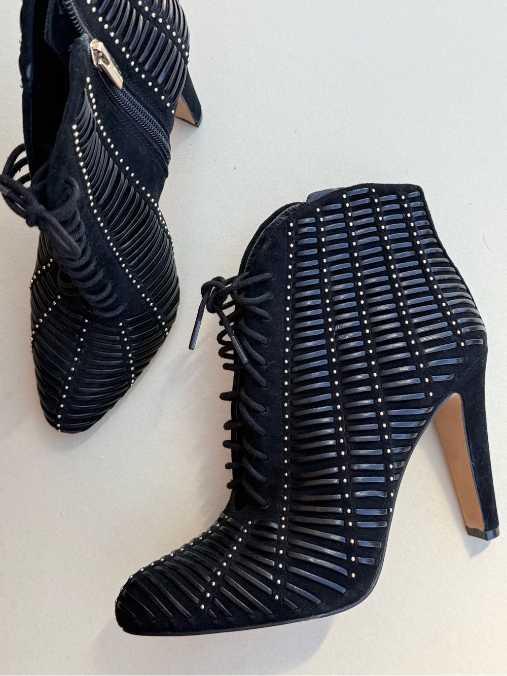 Vince Camuto Leather Black Lace-Up Studded Ankle Booties Size 7.5 . Heel 4 inch